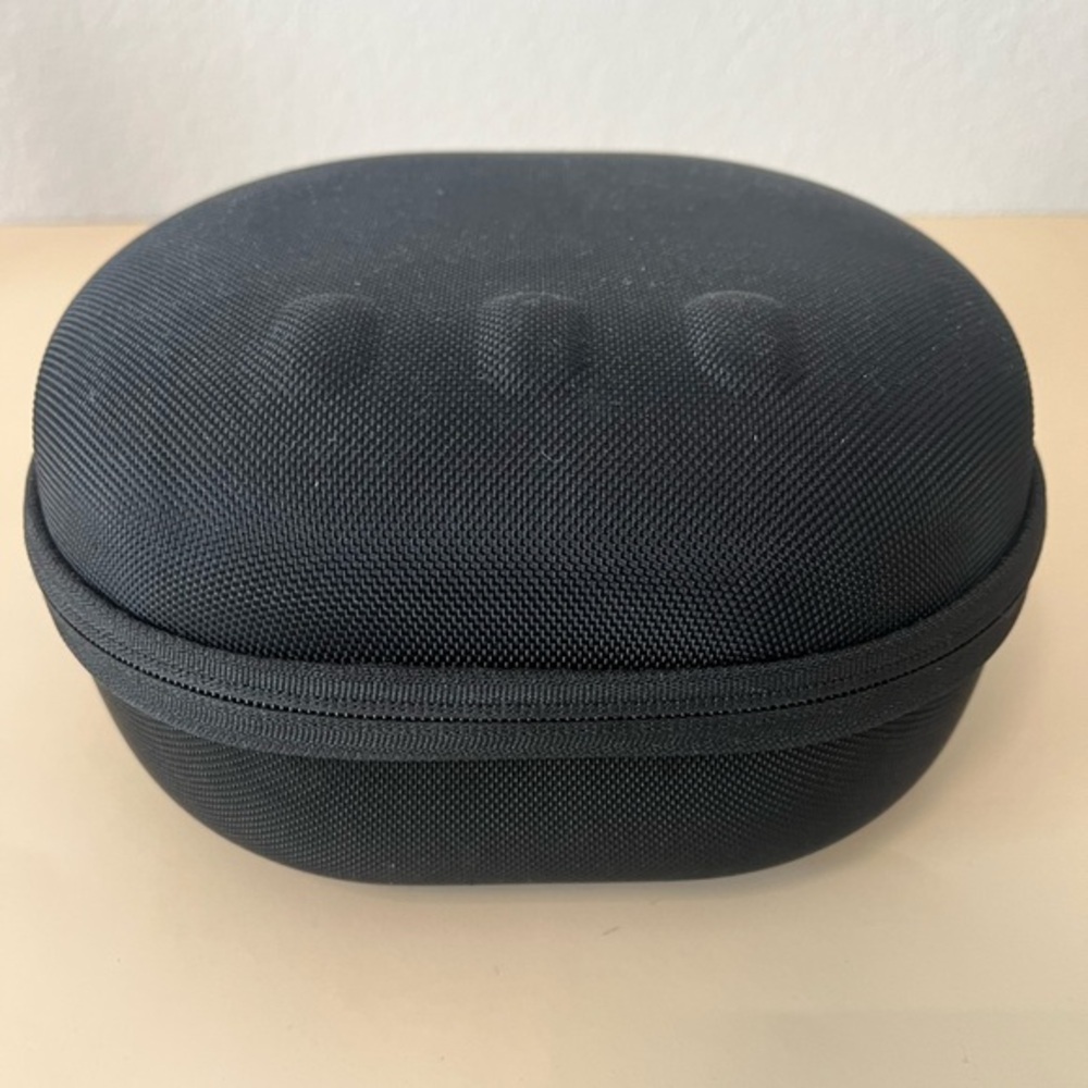 VR Headset Black Hard Shell Case